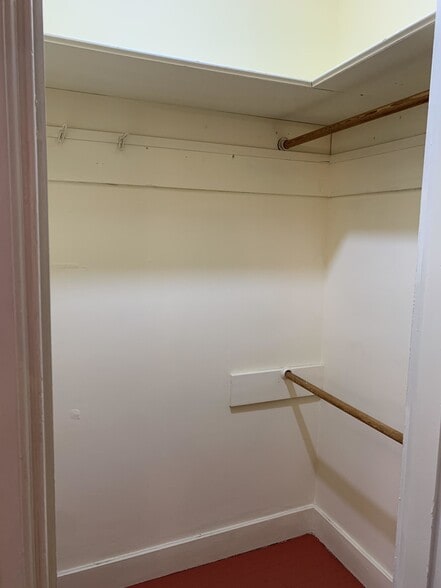 Building Photo - 379 Commonwealth Ave