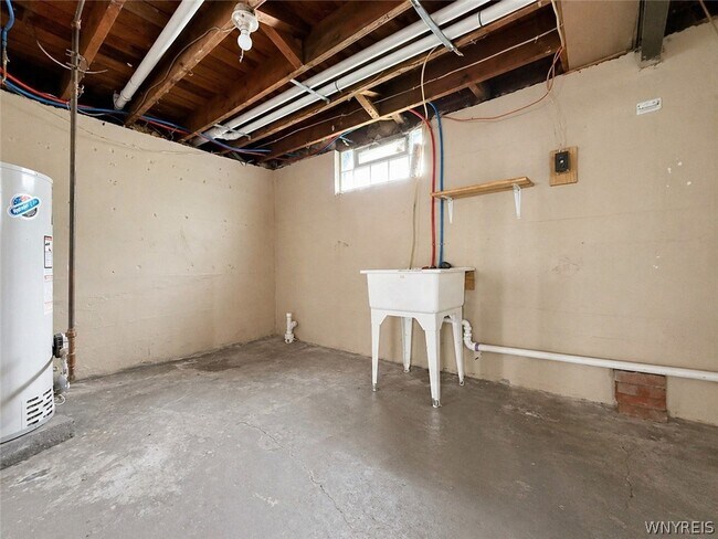 Building Photo - 3225 Belden Pl