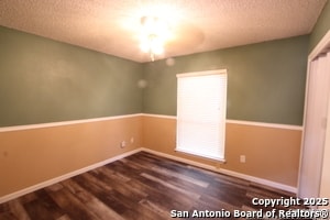 Building Photo - 4802 Canary Cir