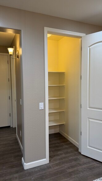 Building Photo - 13603 W Remuda Dr