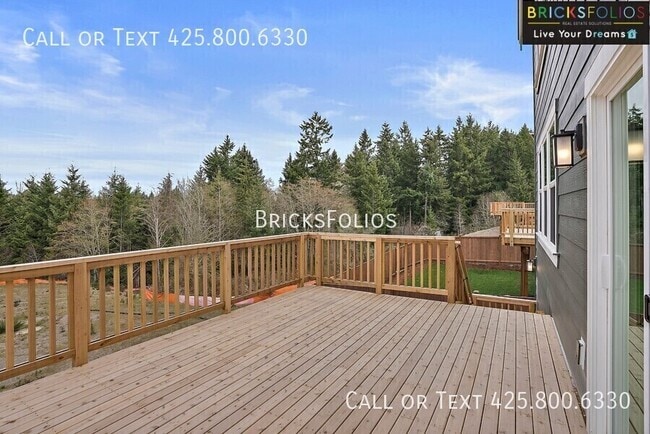 Building Photo - 1209 SW Pendleton Way