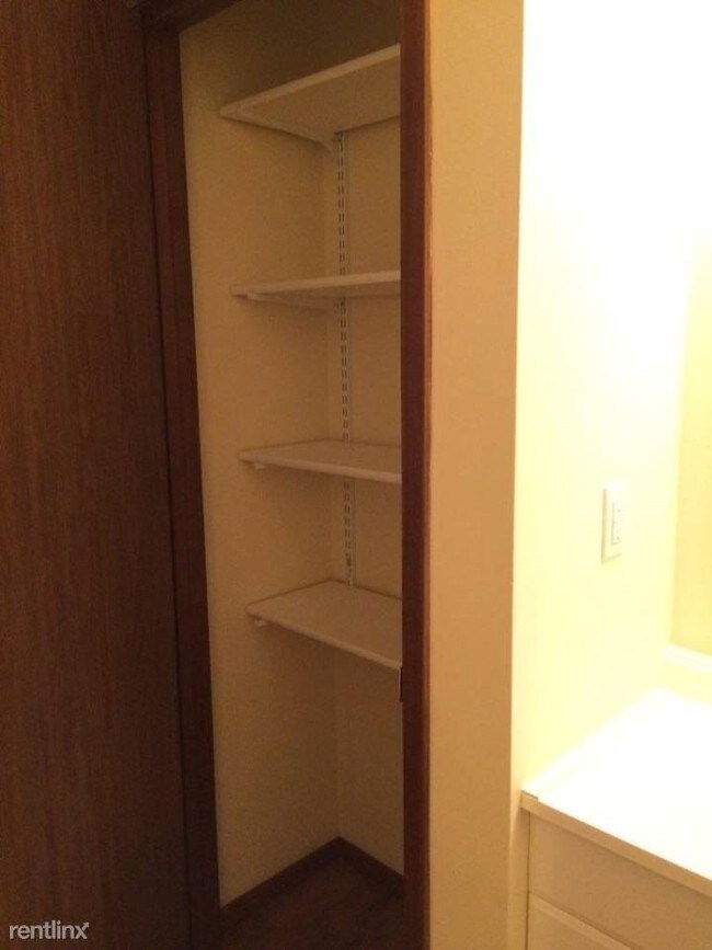 Building Photo - 1231 S 8th St