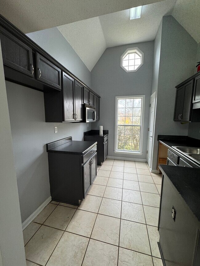 Building Photo - 7857 Windy Willow Rd