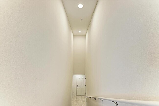 Building Photo - 8143 Miramar Way