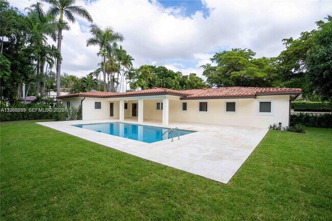 Building Photo - 4150 Monserrate St