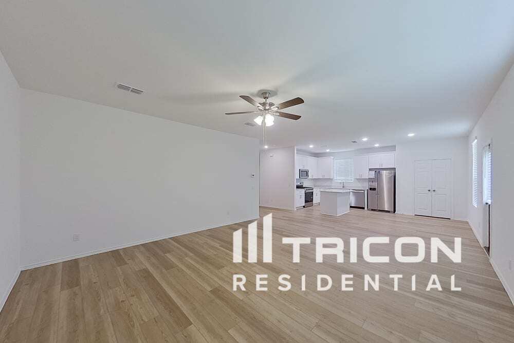Building Photo - 1415 Tramore Wy