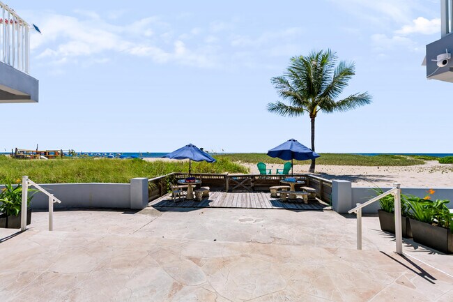 Building Photo - 604 N Ocean Blvd