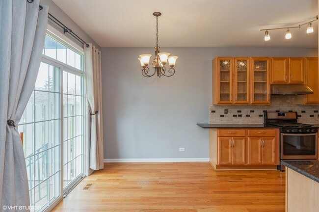 Building Photo - 360 Bay Tree Cir