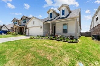 Building Photo - 1209 Bonsmara Dr