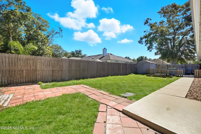 Building Photo - 14049 Broken Bow Dr N