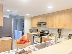 Building Photo - 7115 SW 42nd Ct