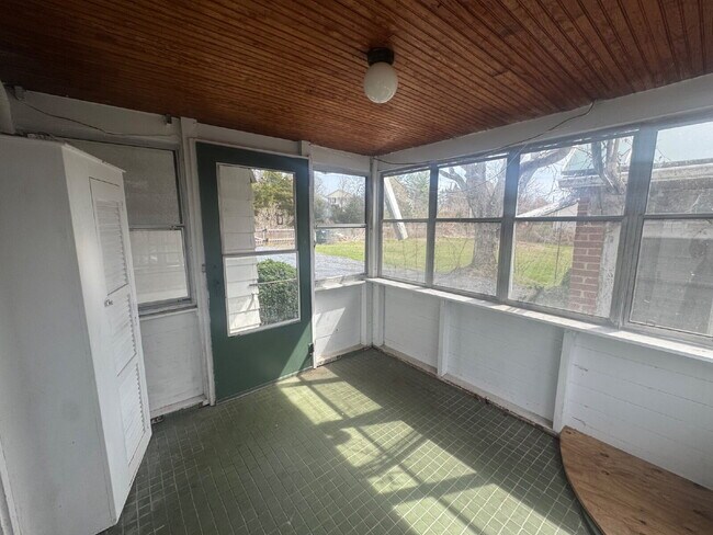 Building Photo - 4-Bedroom country homestead in Strasburg with Spacious Living — 1,445 Sq Ft of Comfort! Pet Frien...