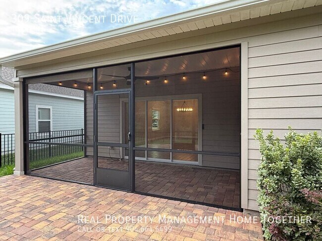Building Photo - 309 St Vincent Dr