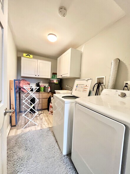 Building Photo - 220 Faneuil St