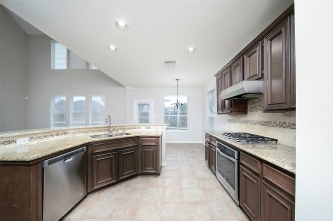 Building Photo - 3627 Midland Dr