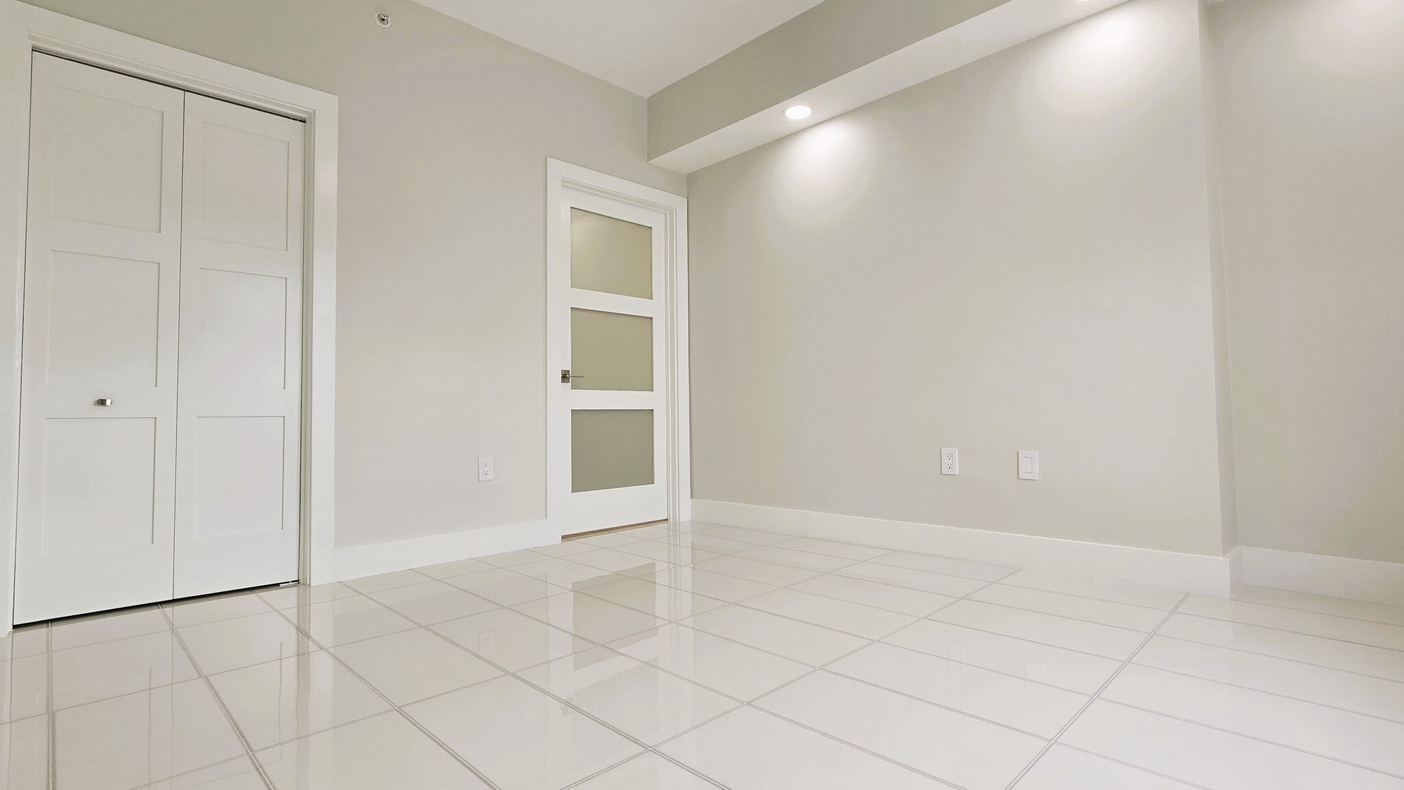 Building Photo - 255 Evernia St