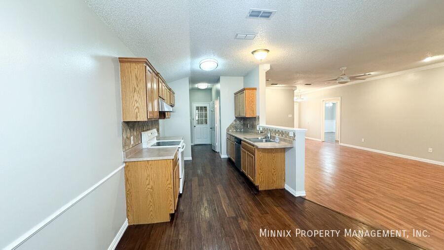 Building Photo - 156 Frankford Ct