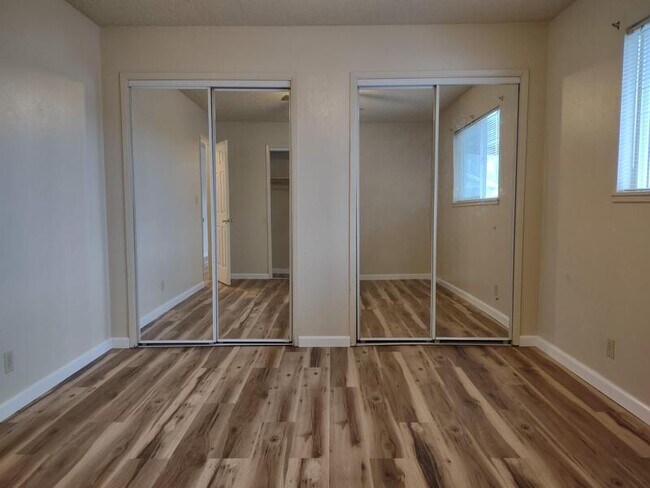 Building Photo - 3050 NE Johnson St