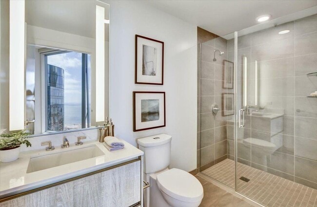 Building Photo - 201 Folsom St