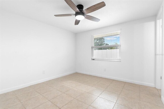 Building Photo - 504 Red Mangrove Ln