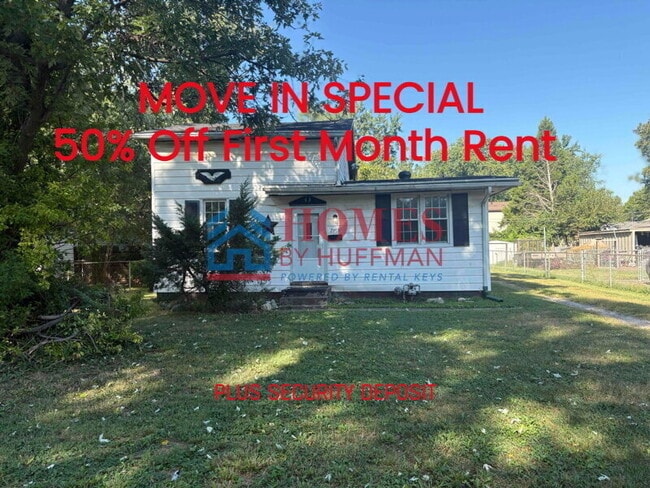 Primary Photo - Three Bedroom | House | Pet Friendly | Mov...