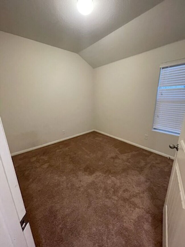 Building Photo - 4212 Tollcross Ln