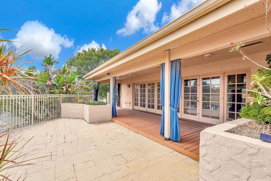 Building Photo - 7301 Corkwood Ter
