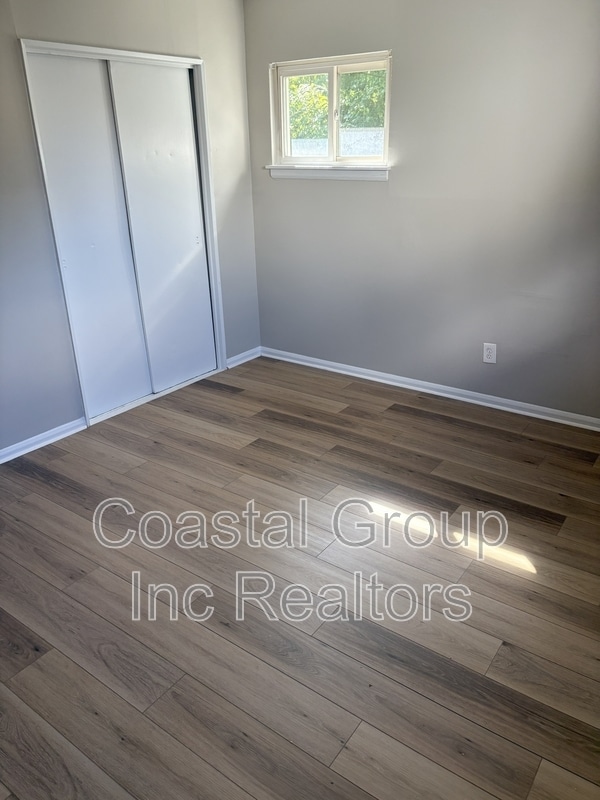 Building Photo - 5224 Silvey Dr