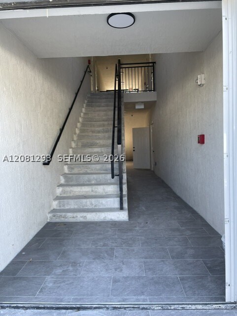 Building Photo - 17020 SW 104th Ave