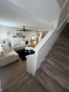 Building Photo - 1617 Long Ridge Ct