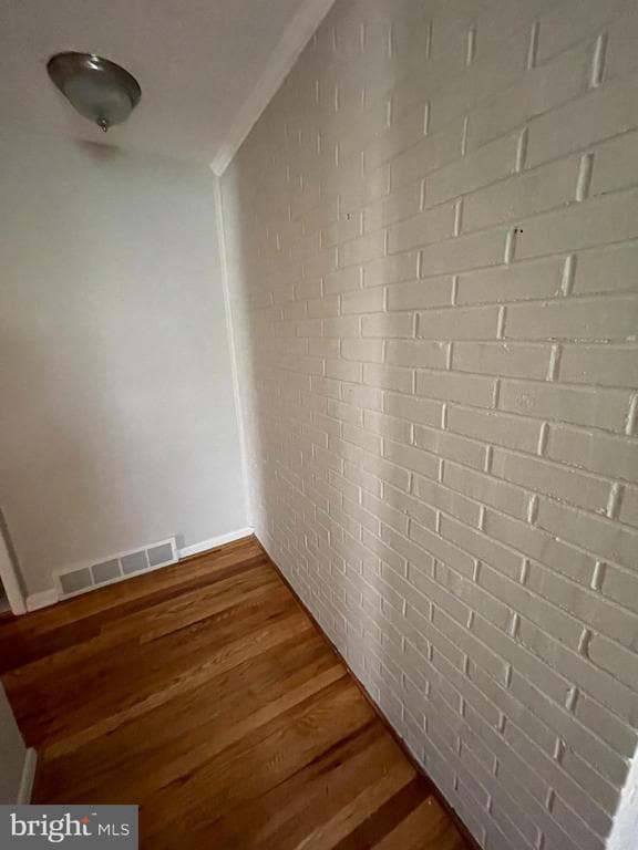 Building Photo - 705 Pomona Ave