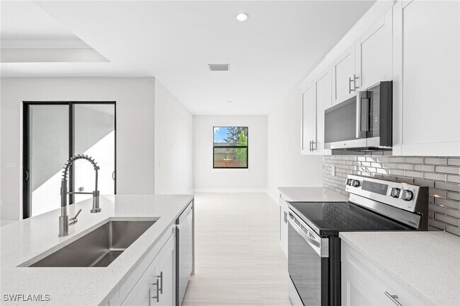 Building Photo - 2064 55th Terrace SW