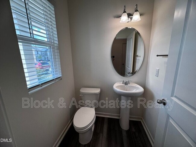 Building Photo - 115 S Keatts Winner Ct