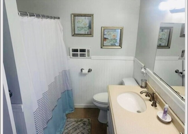 Building Photo - 90 Wendward Way