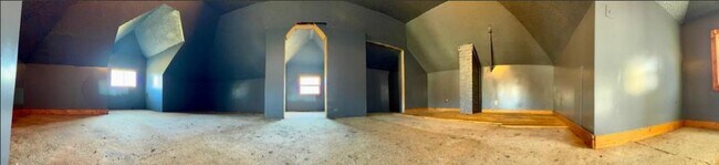 Building Photo - 409 Rowland St