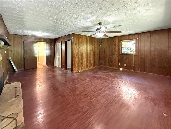 Building Photo - 10624 Woodcock St