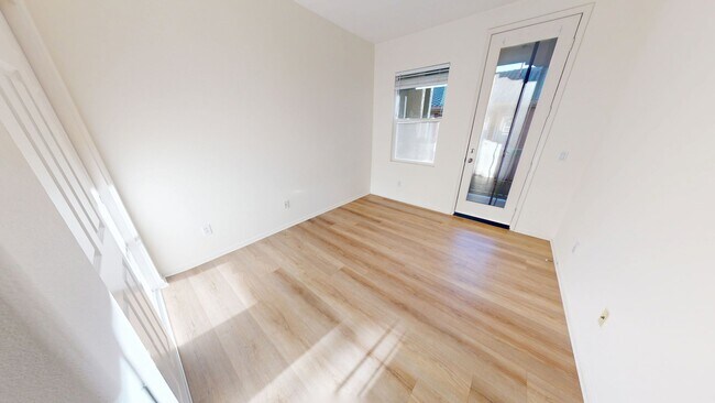 Building Photo - 7870 Via Belfiore