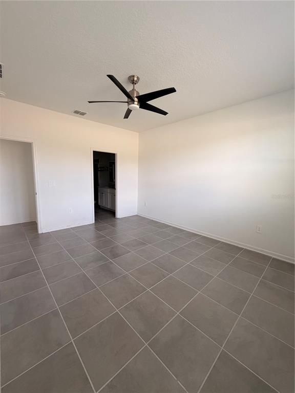 Building Photo - 832 Daring Dr