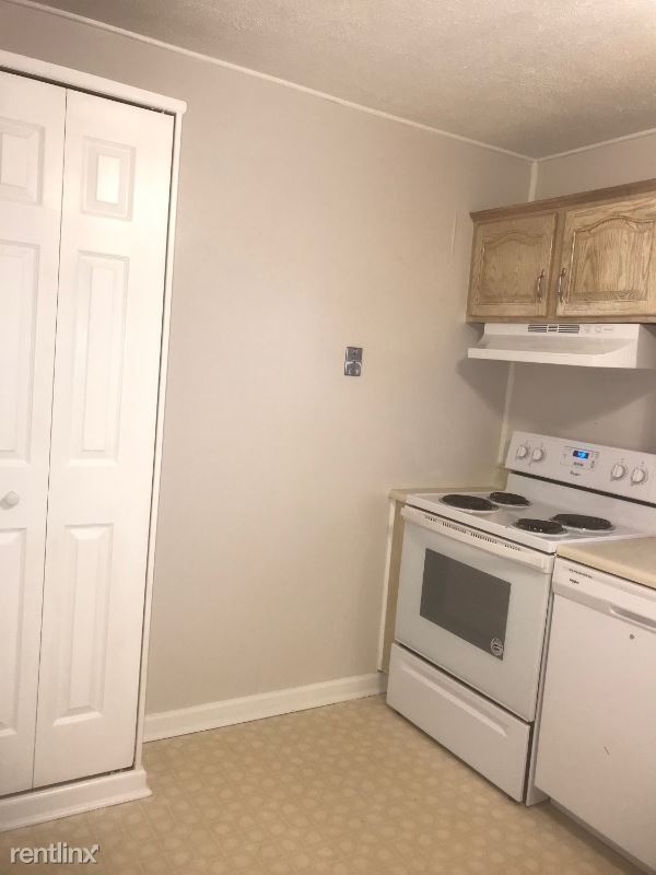 Building Photo - 3 br, 2 bath House - 492 Garrison Place