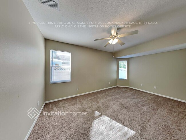 Building Photo - 1456 Delano Trent St