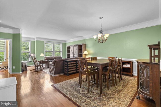 Building Photo - 43682 Chicacoon Creek Square