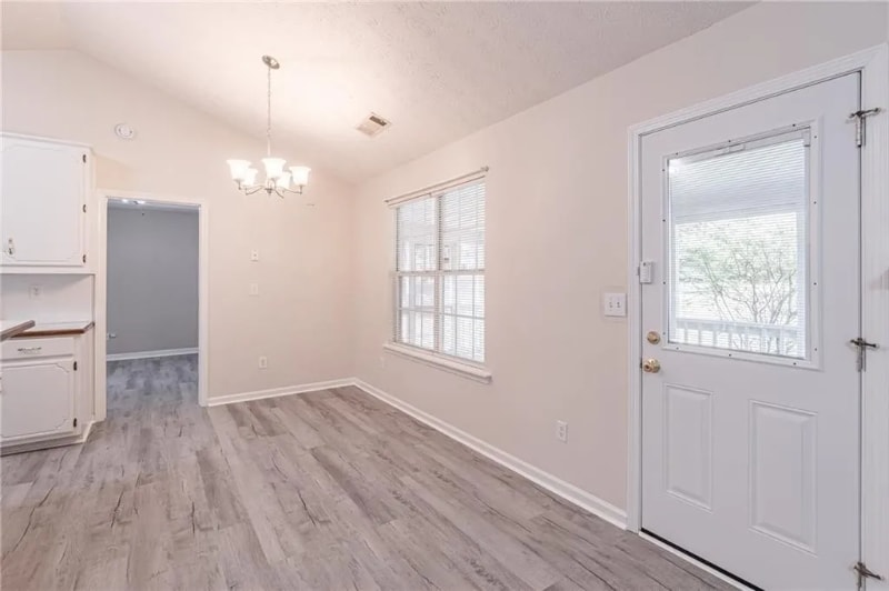 Building Photo - 1190 Mercury Dr SE