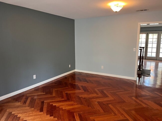 Building Photo - Canyon Crest 3bd/2.5ba Townhouse