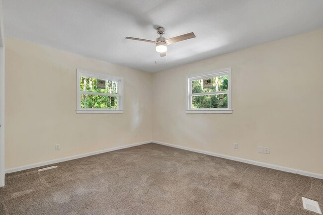 Building Photo - 7916 Skipper Ln
