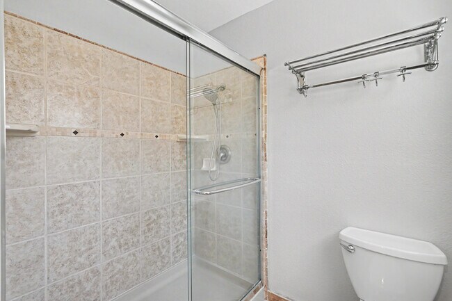 Building Photo - 3143 Shriver Dr