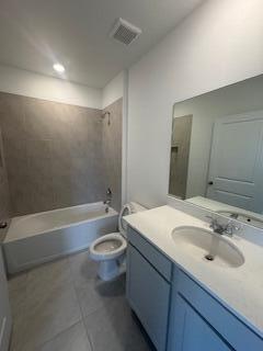 Building Photo - 4844 Dillon St