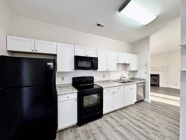 Building Photo - Updated & Ready 02-02-26! Adorable 3-Bedroom Ranch 4 Miles to Dam Neck Base & Oceana - HUGE Fence...