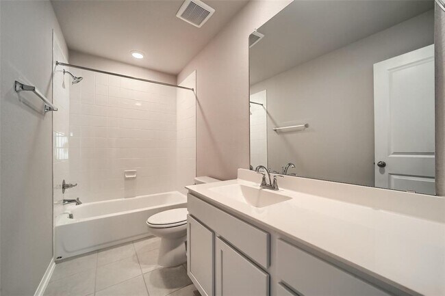 Building Photo - 157 Gamble Dr