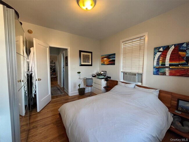 Building Photo - 271 Greenwich Ave