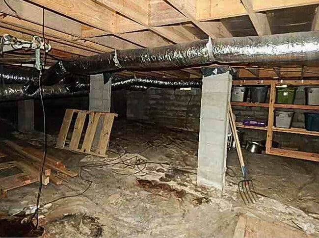 Building Photo - 101 Evergreen Circle